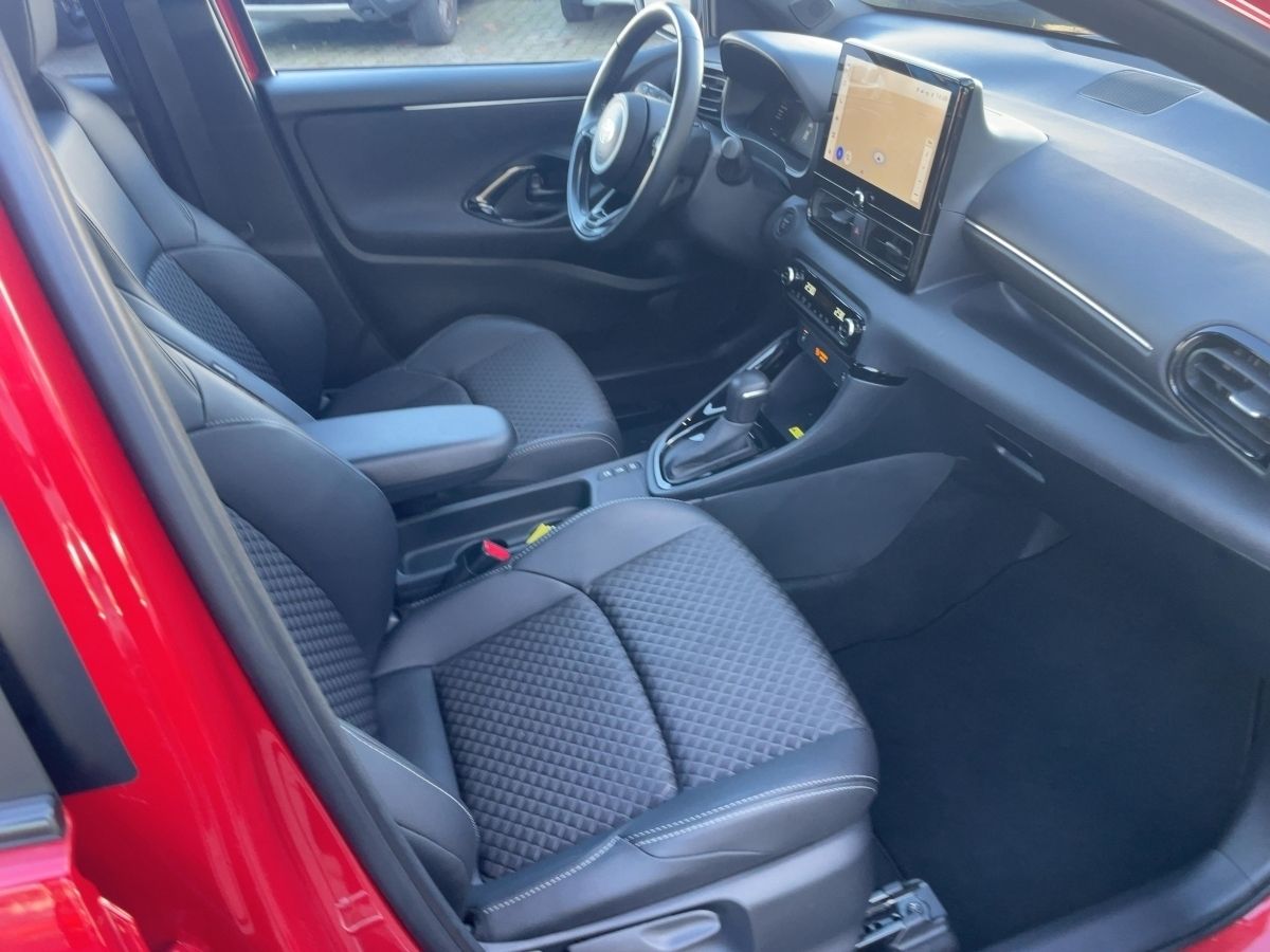 Toyota Yaris Hybrid Style Plus +Carplay+Kamera+Winter-P