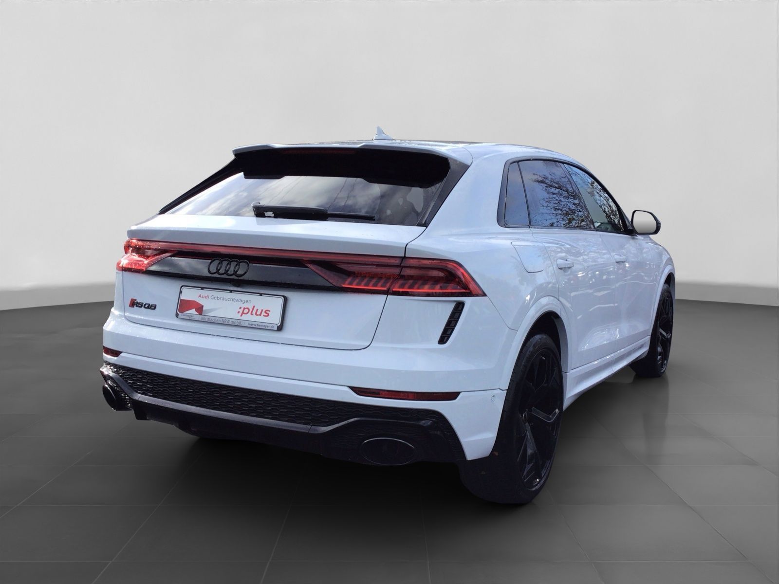 Audi RSQ8 TFSI Q MATRIX KAMERA BuO LM23
