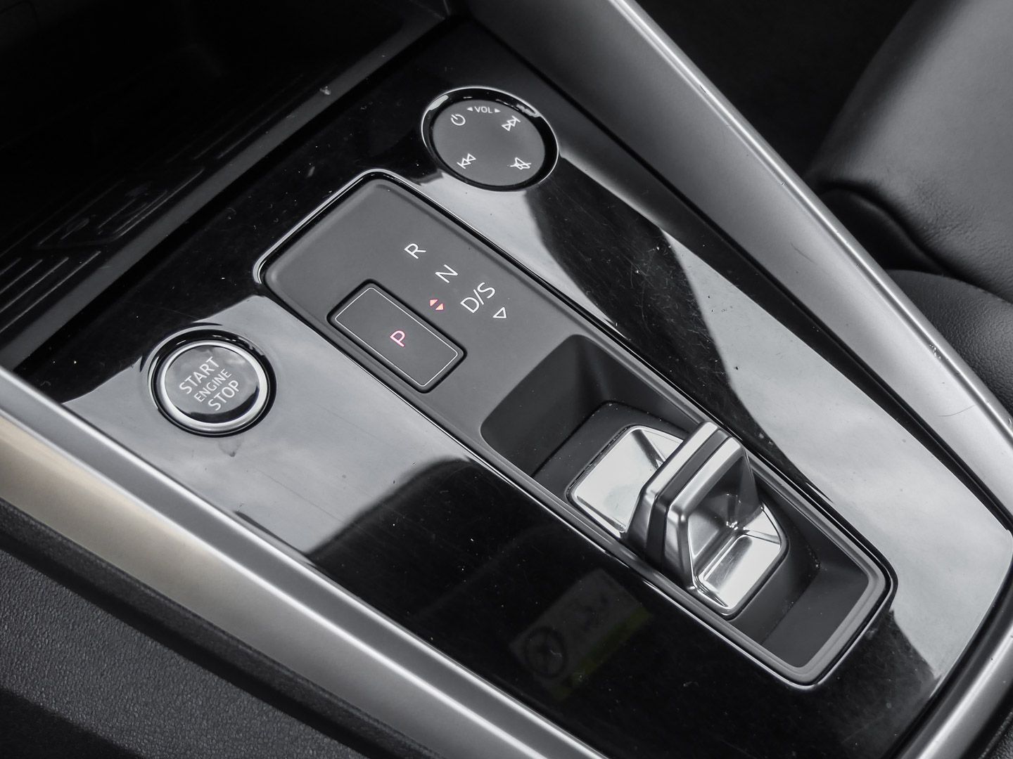 Audi A3 Sportback  advanced 40 TFSI e S tronic PDC