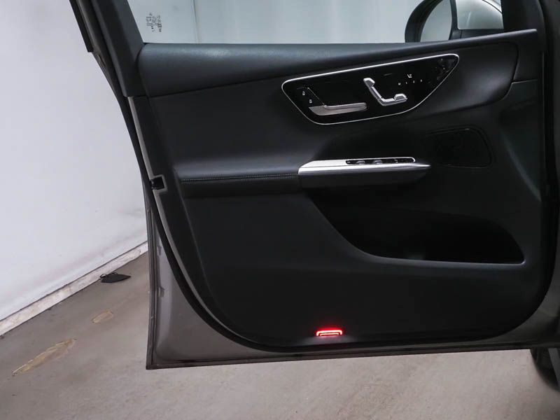 Mercedes-Benz GLC 220 d 4M Avantgarde/DIGITAL/Pano/AHK/Distr
