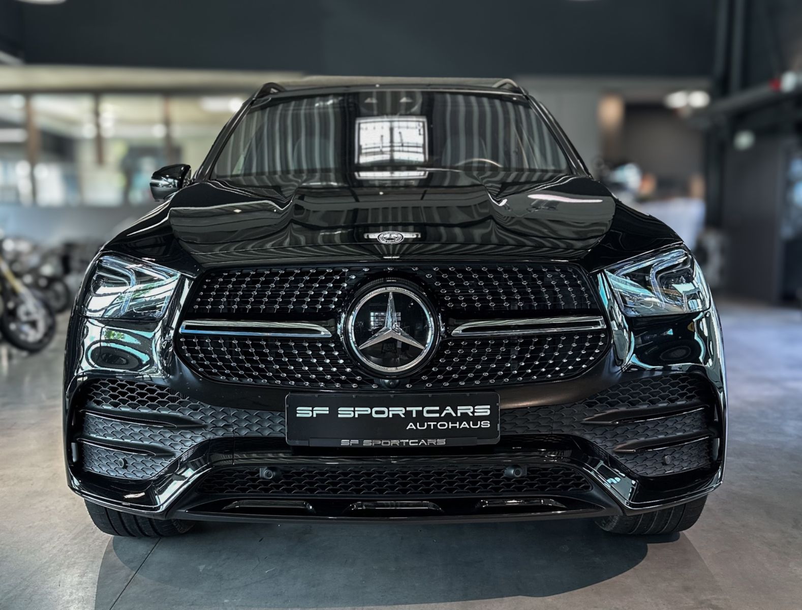 Mercedes-Benz GLE 580 4Matic V8 -NIGHT-BURM-1.HAND-MÜNCHEN