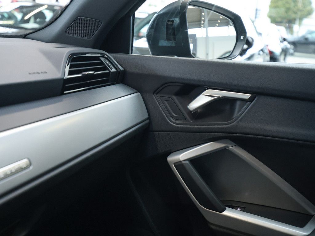 Audi Q3 S line 35 TDI quattro S tronic - Samsaru's Car Outlet