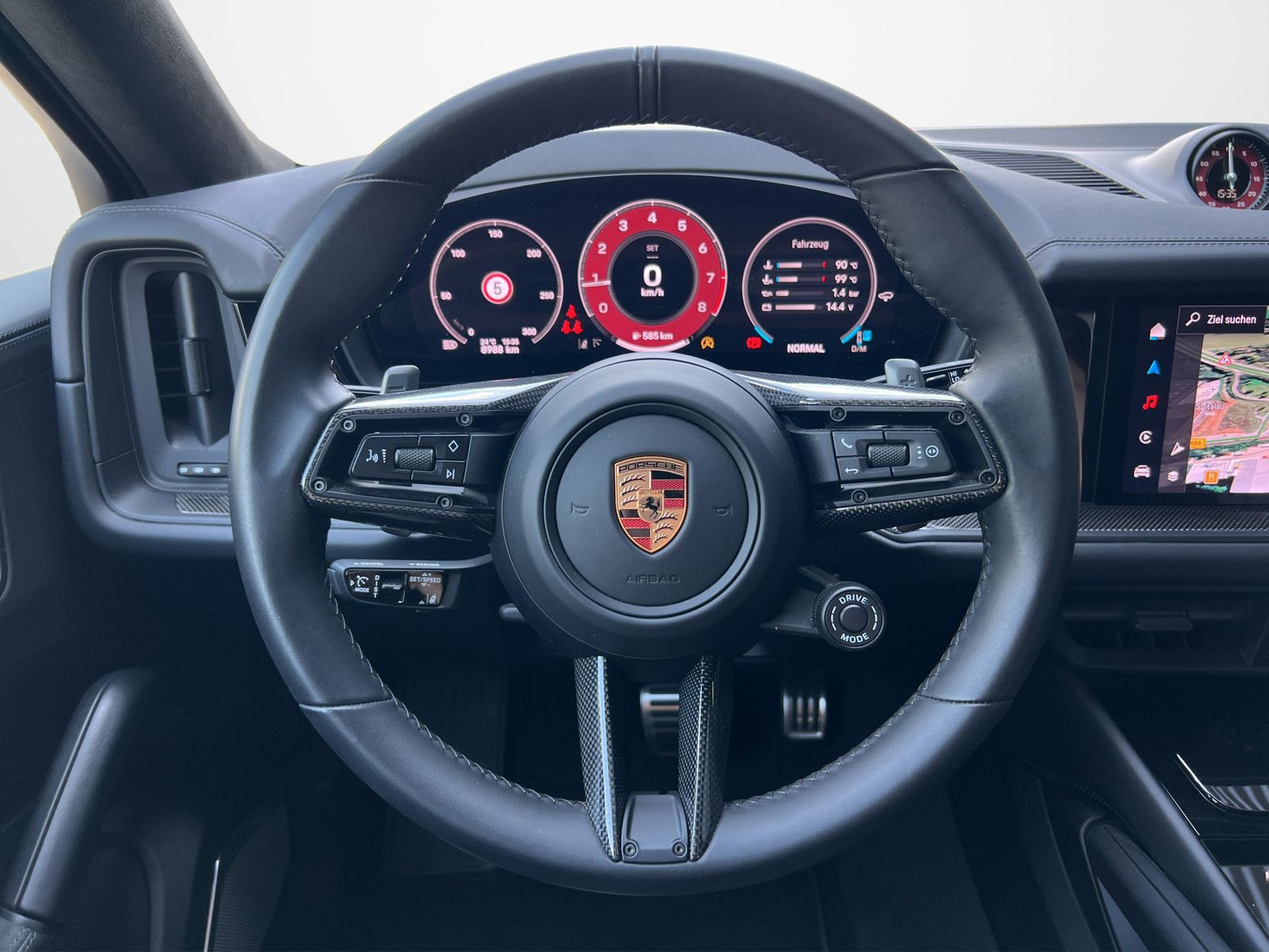 Porsche Cayenne GTS Coupe | PDCC | Hinterachslenkung |