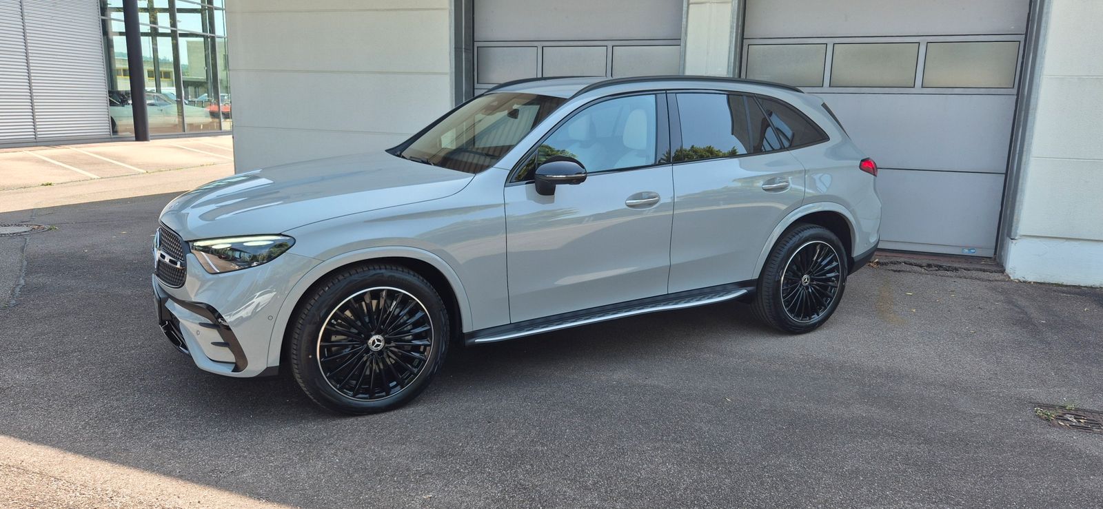 Mercedes-Benz GLC 300 d 4M AMG-Line Premium AHK Night LED
