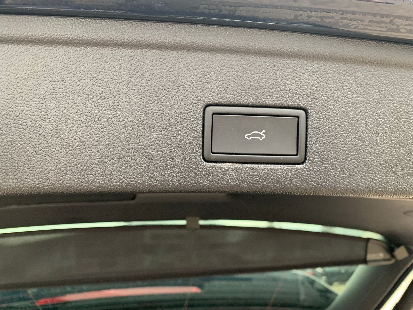 Volkswagen Touareg 3.0 TDI 210 kW  Eleg., VDO DTCO 4.1 MP1