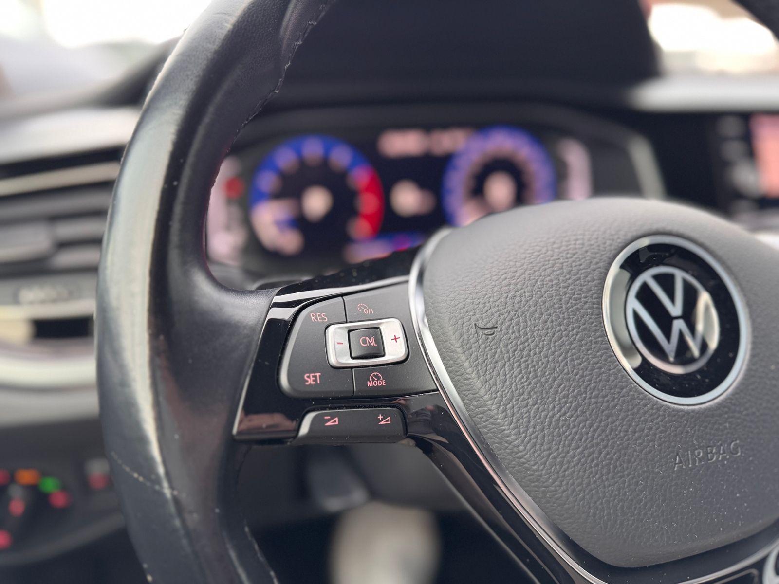 Volkswagen Polo Active DSG - Samsaru's Car Outlet