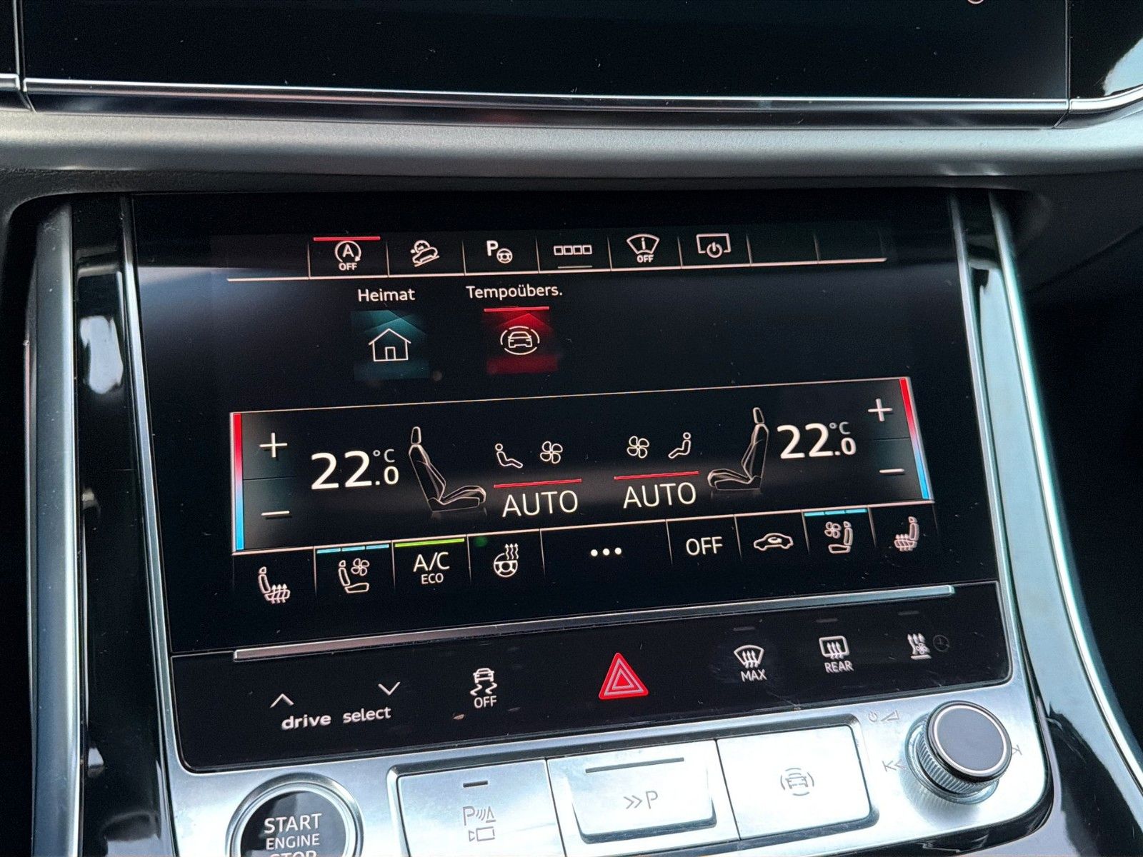 Audi Q8 50 TDI quattro S line 21"  Valcona B&O Laser