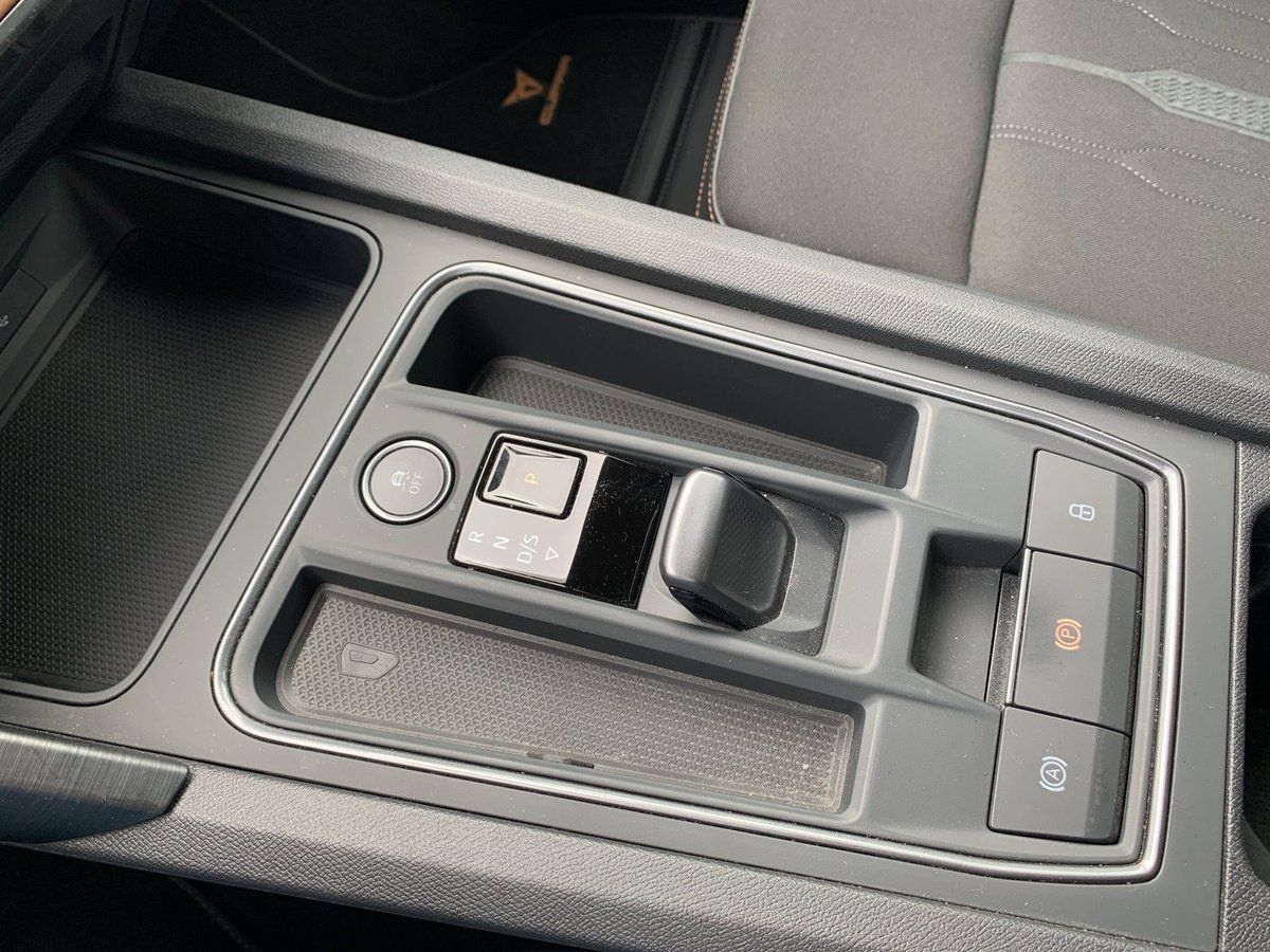 Cupra Formentor VZ 2.0 DSG 4DRIVE AHK+KLIMA+ACC+DAB+