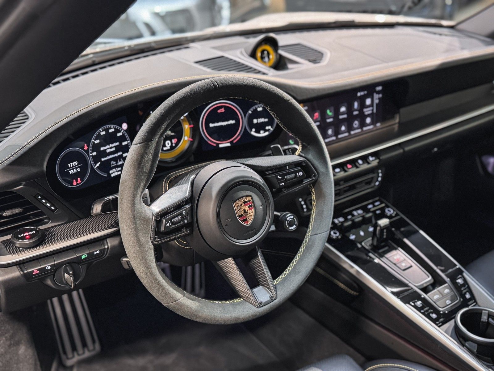 Porsche 911 Turbo S Cabrio AeroKit+Burmester+Carbon