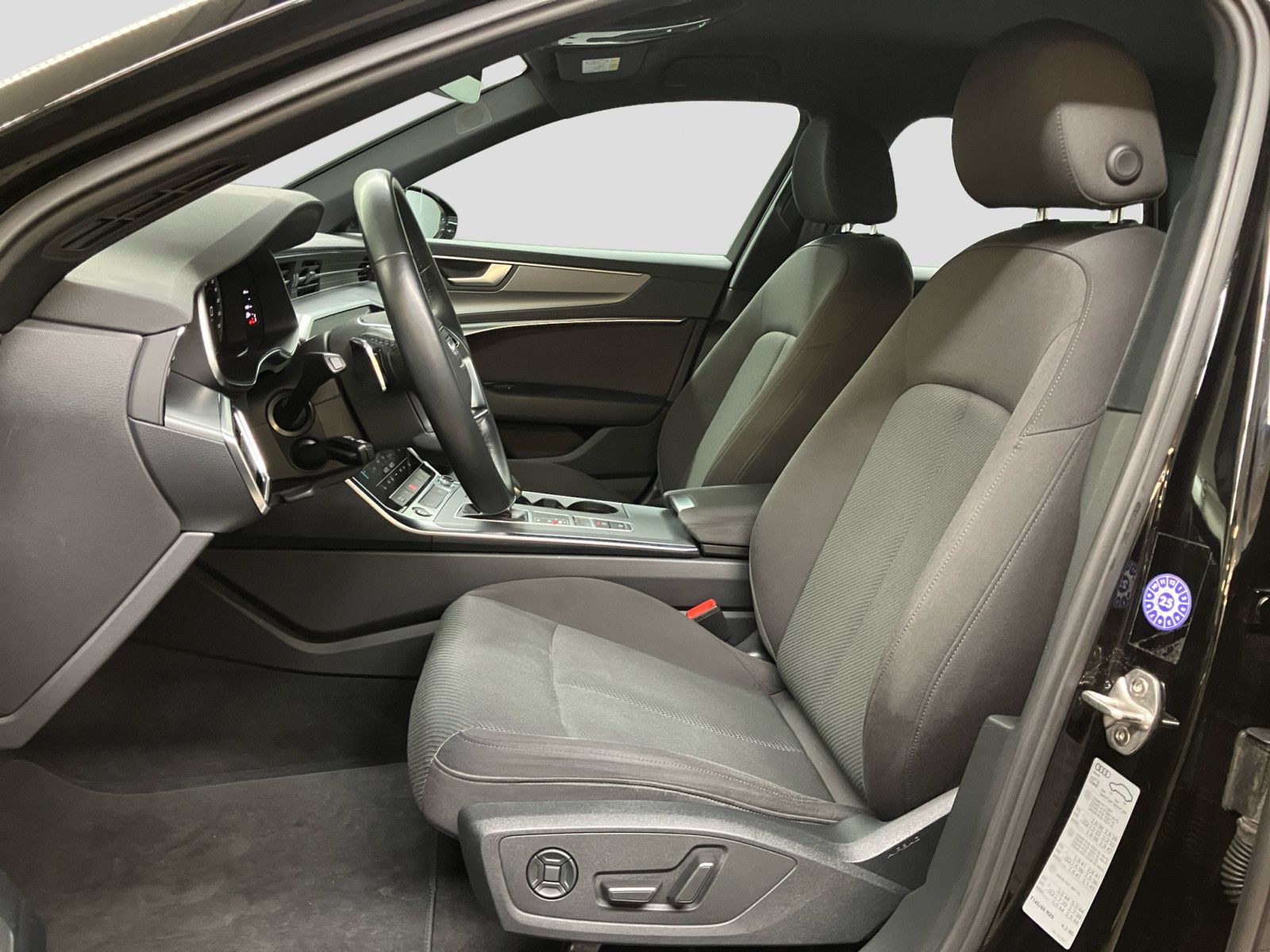Audi A6 Avant 50 TDI quattro S line - Samsaru's Car Outlet