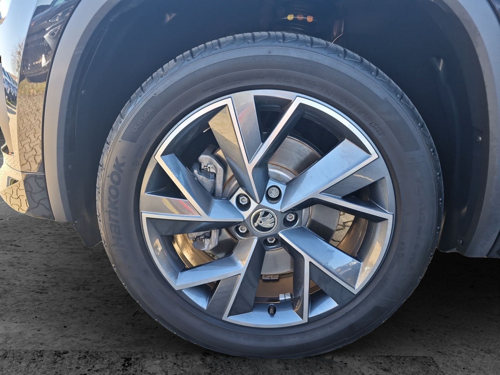 Skoda Kodiaq Sportline 4x4 2.0 TDI DSG - Samsaru's Car Outlet
