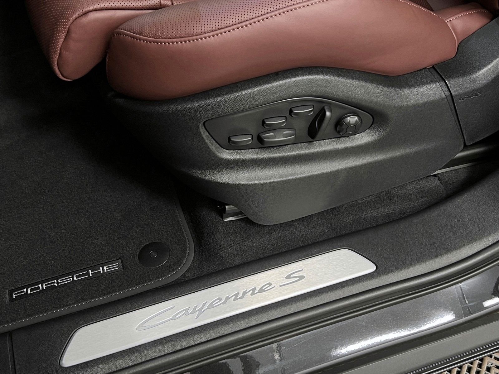 Porsche Cayenne Coupe S