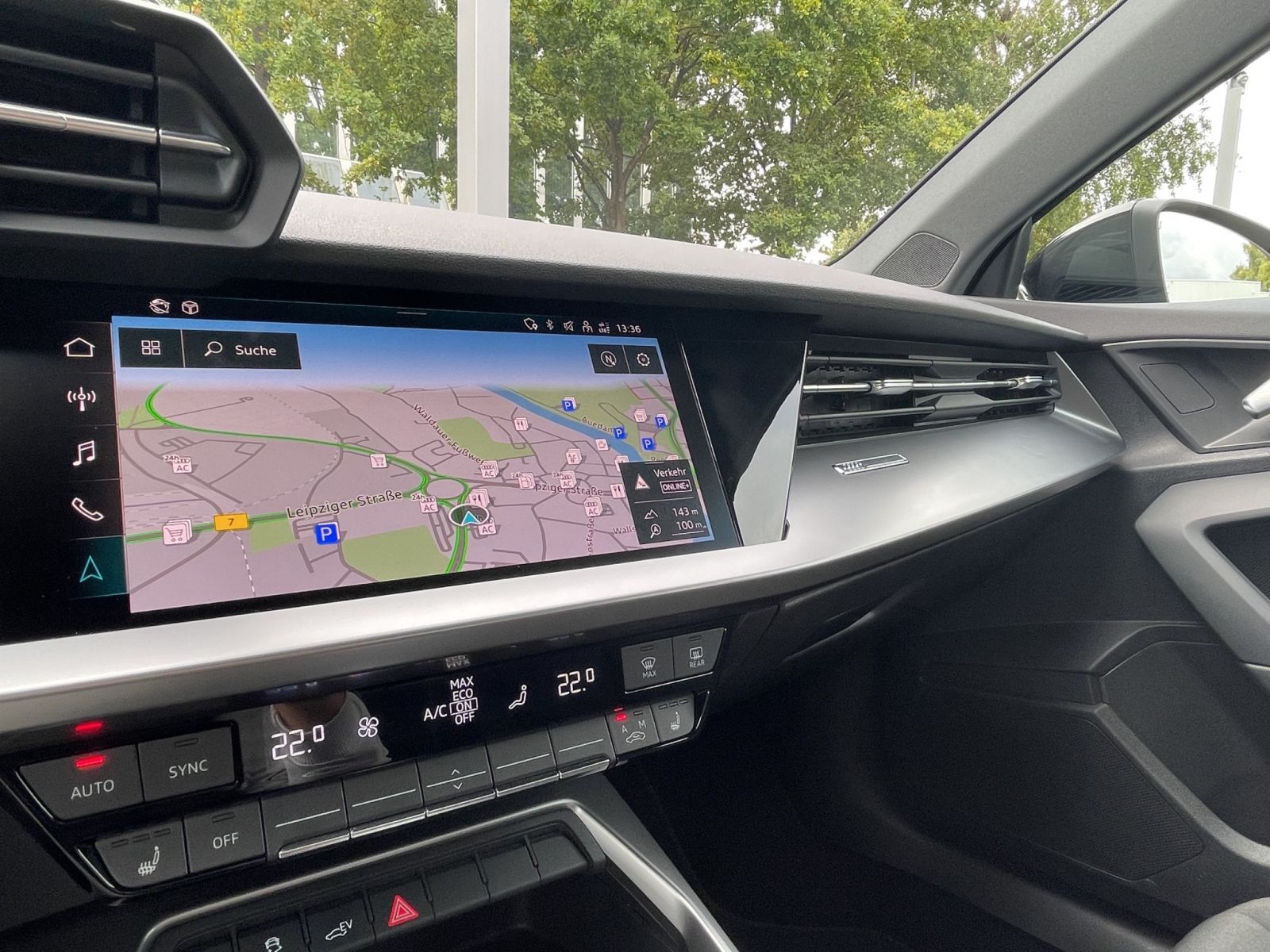 Audi A3 Sportback 40 TFSI e LED Navi PDC AHK