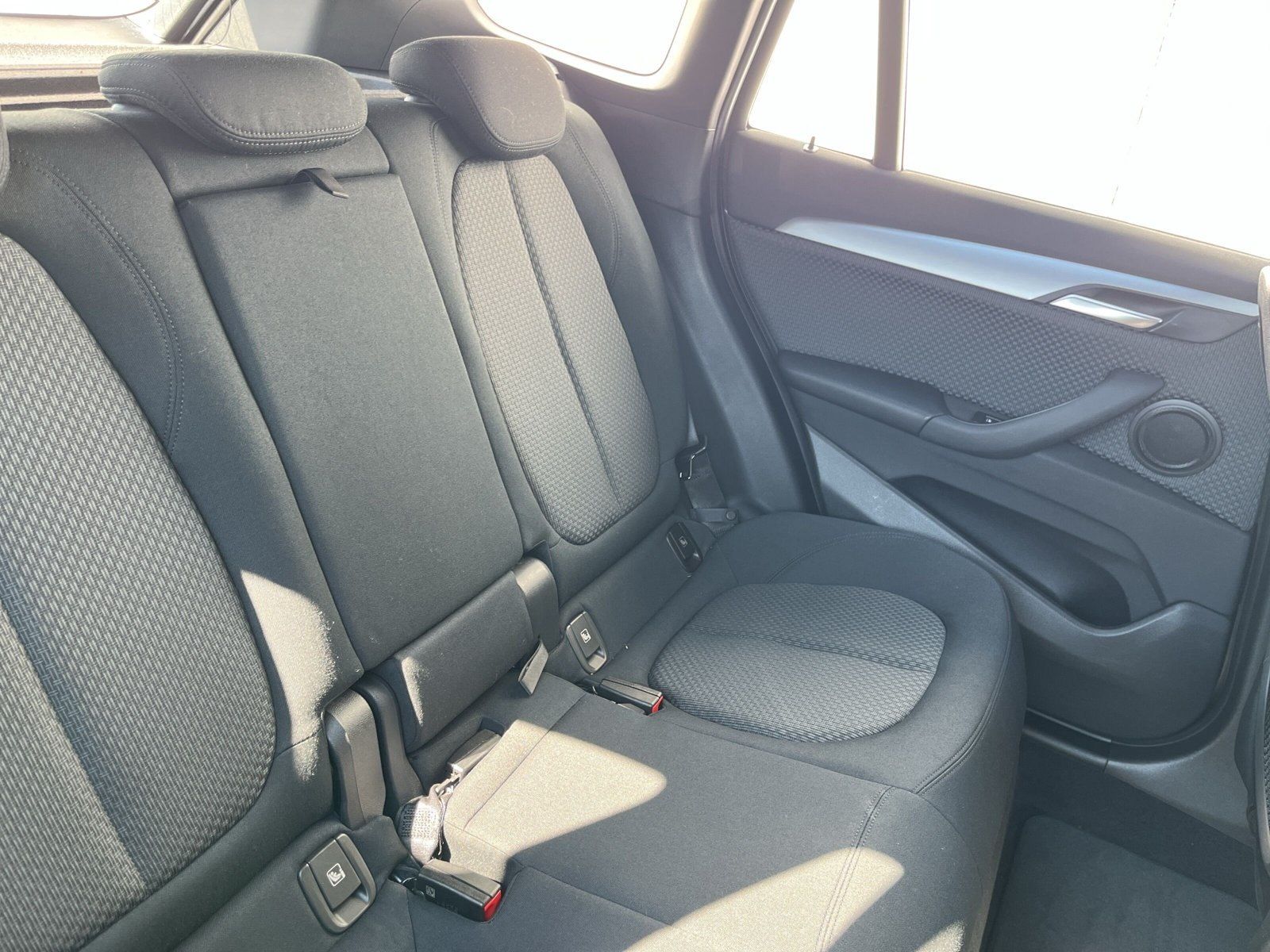 BMW X1 xDrive25e Advantage - Samsaru's Car Outlet