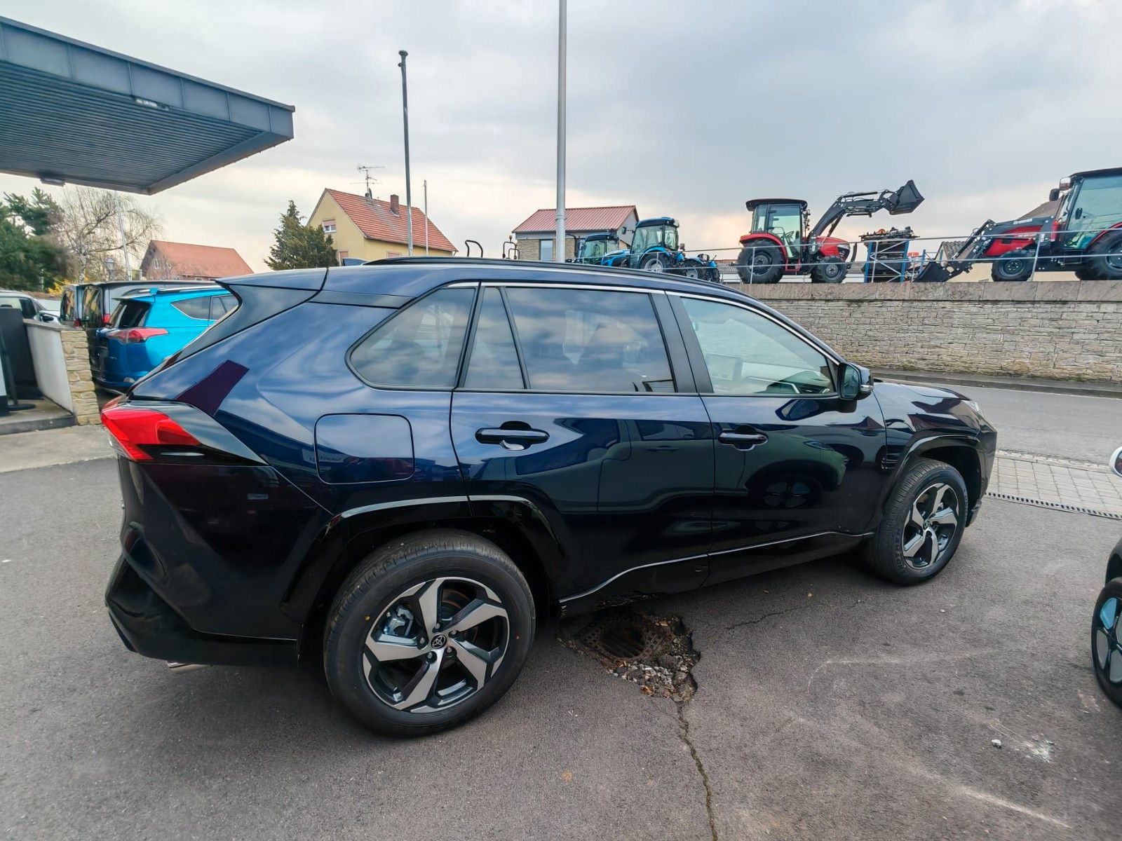 Toyota RAV 4 Plug-in Hybrid 4x4 Teamplayer Neu