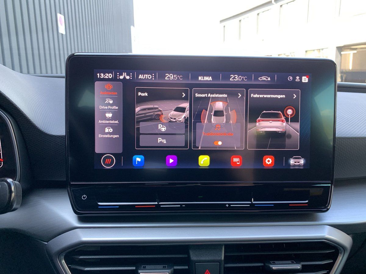 Seat Leon SPORTSTOURER FR 1.5 eTSI LED+KAMERA+AHK+SHZ