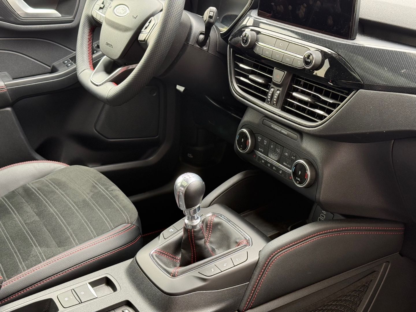 Ford Kuga ST-Line X EcoBoost - Samsaru's Car Outlet