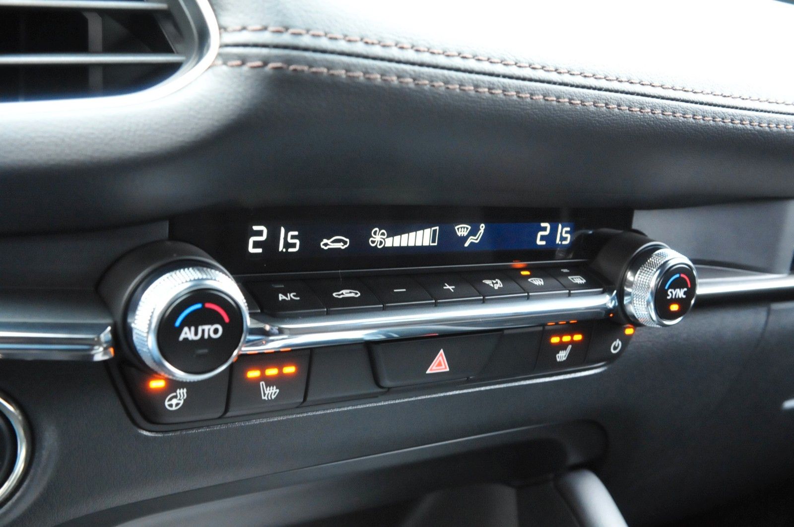 Mazda 3 eSKYACTIV-X 2.0 186ps Aut. EXCLUSIVE-Line