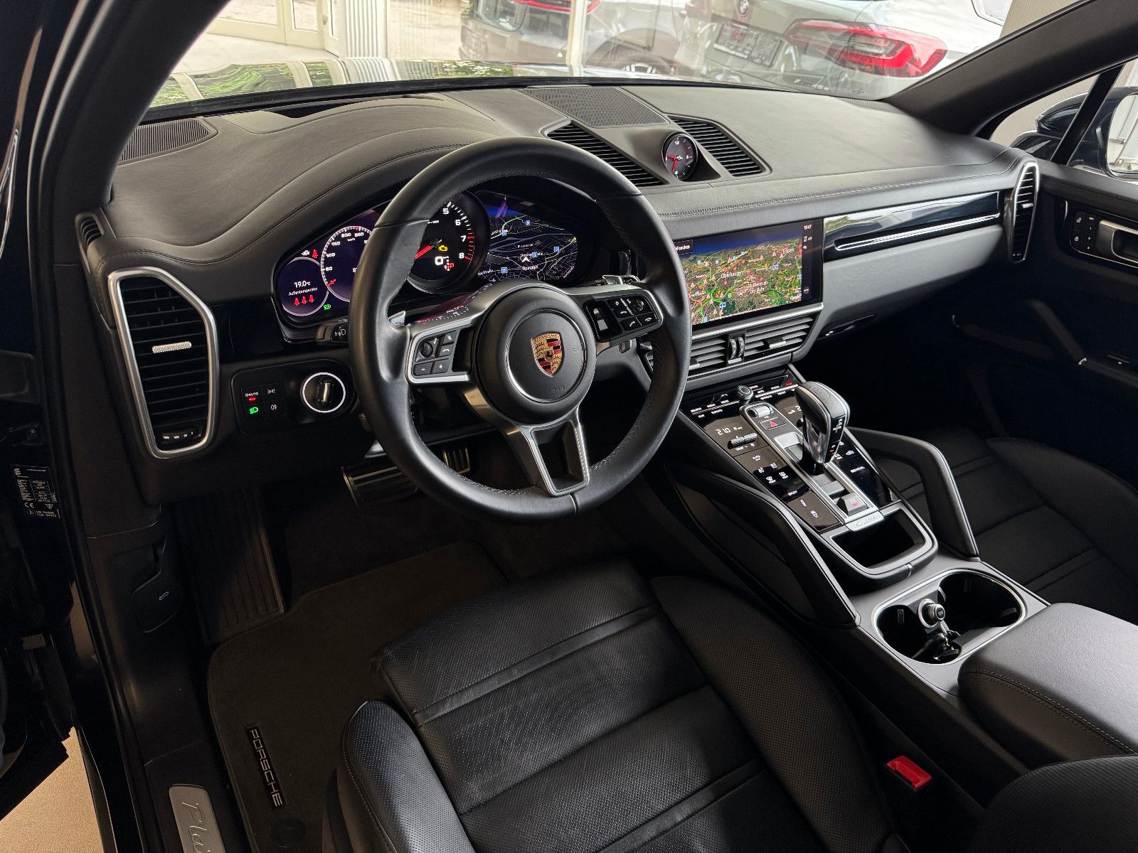 Porsche Cayenne S SportDesign SoftClose Matrix HeadUp 22