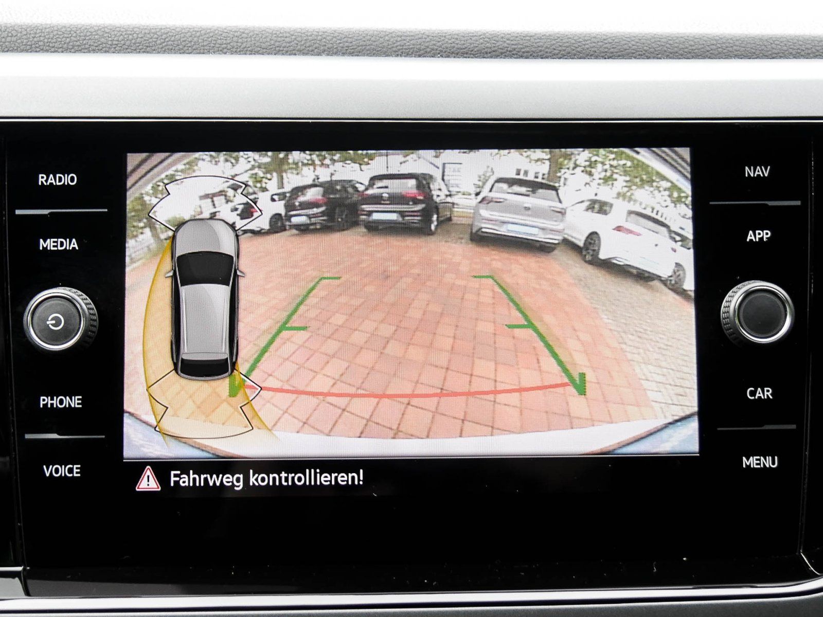 Volkswagen Taigo R-Line D - Samsaru's Car Outlet