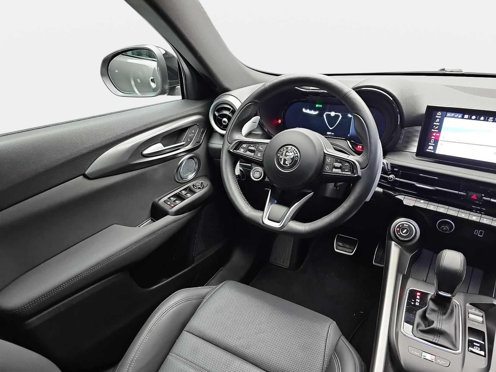 Alfa Romeo TONALE 1.3T MULTIAIR PLUG-IN HYBRID Q4 INKL. WKR