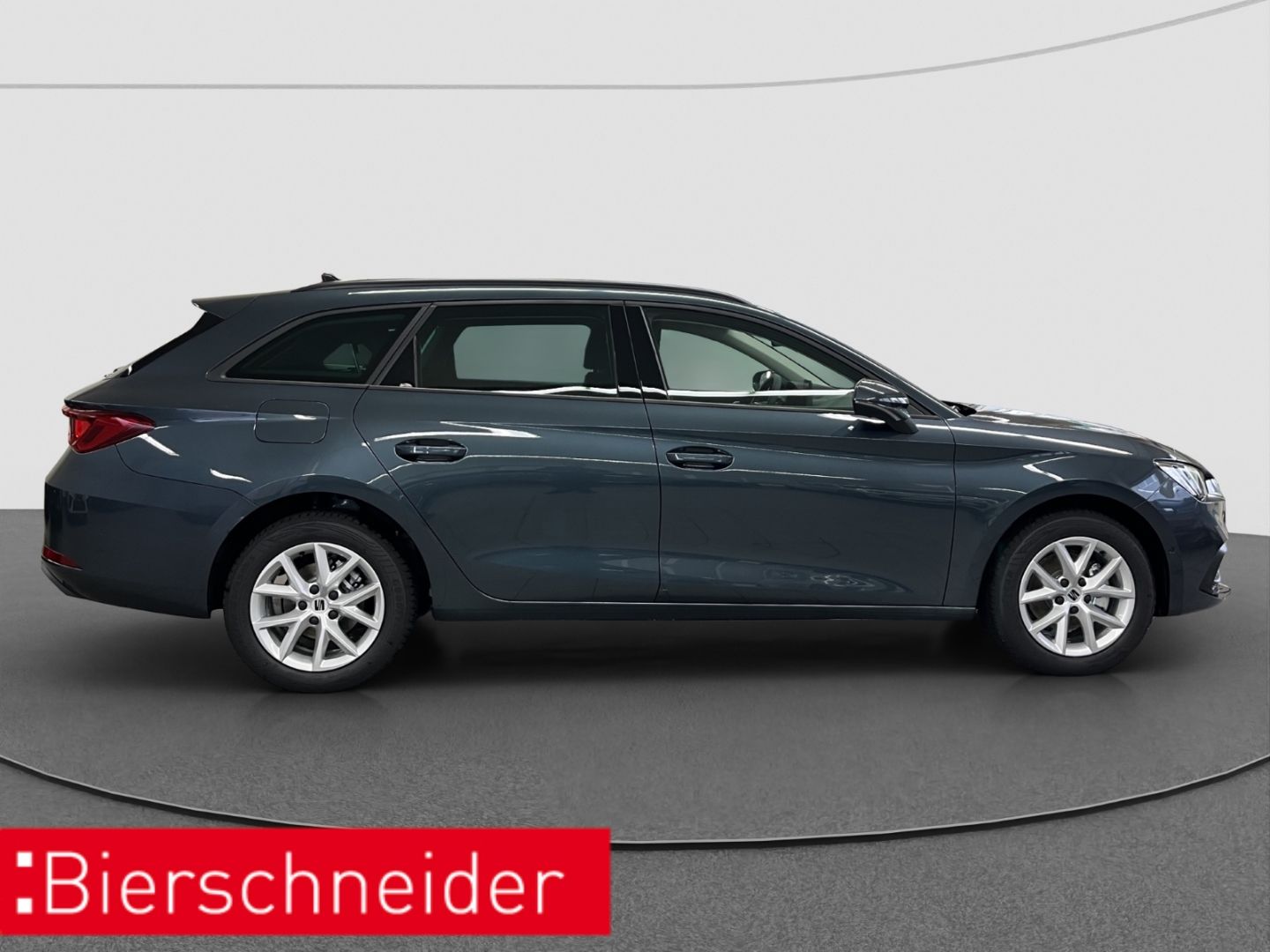 Seat Leon SP 1.5 eTSI DSG Style AHK MATRIX REAR VIEW