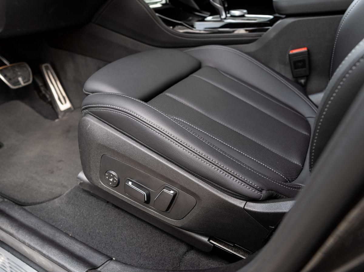 BMW X4 xDrive30i M-Sport AHK PANO HuD ACC Laser KoZg