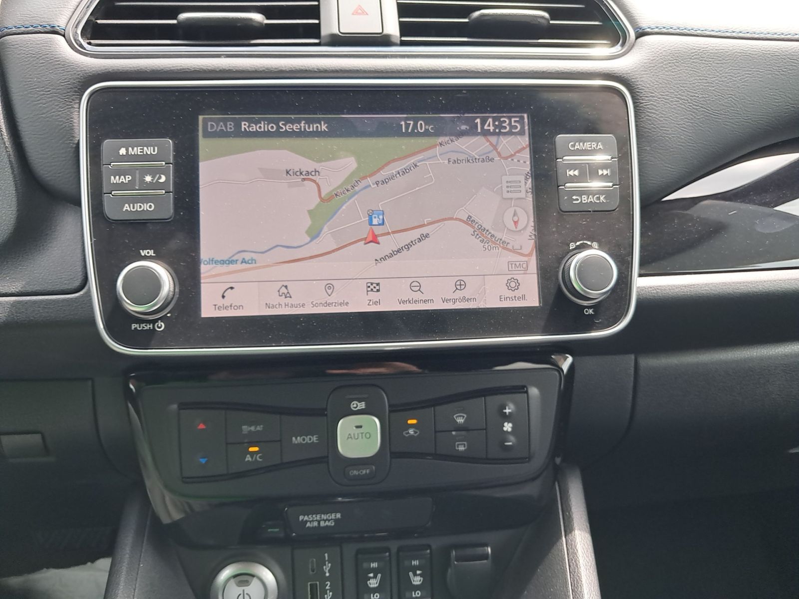 Nissan Leaf 40 - Samsaru's Car Outlet