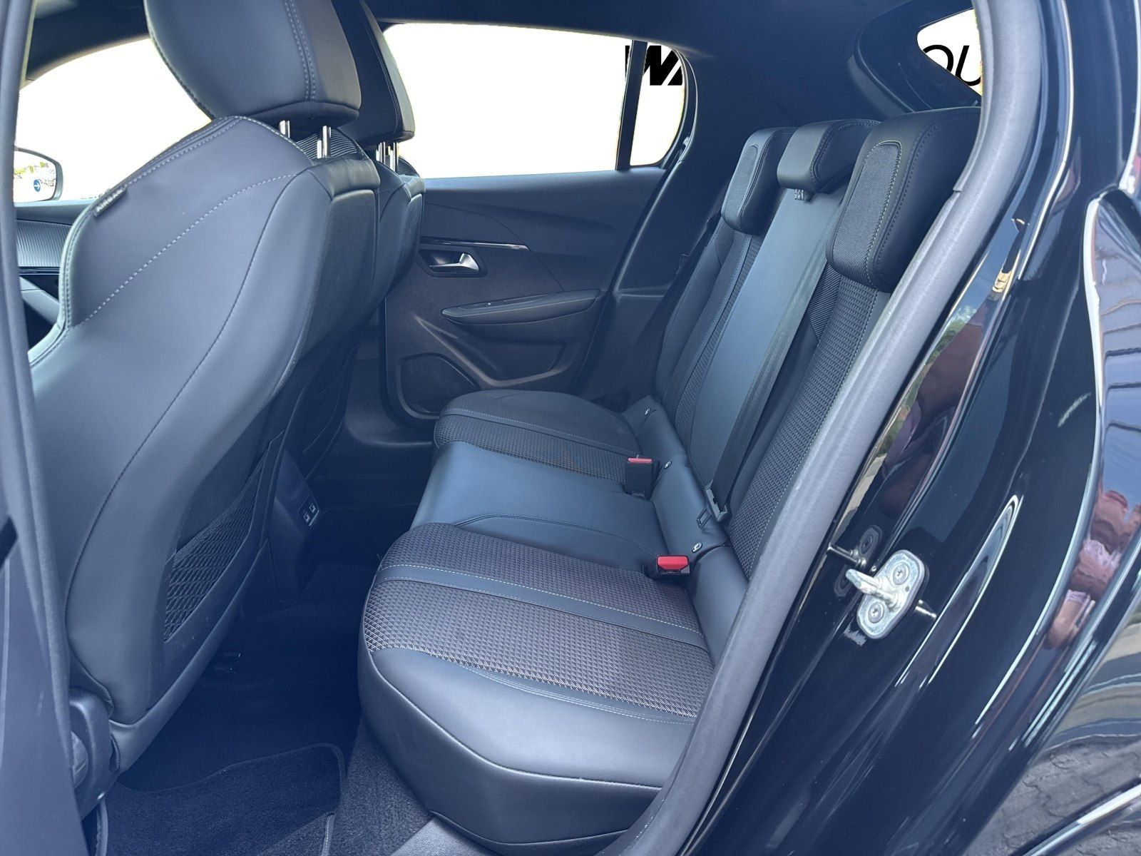 Peugeot 208 GT Line - Samsaru's Car Outlet