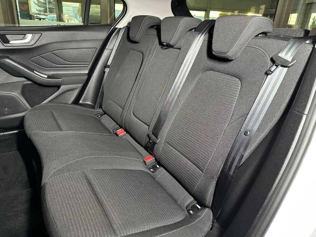 Ford Focus Titanium X+5J. Garantie*+Automatik+B&O