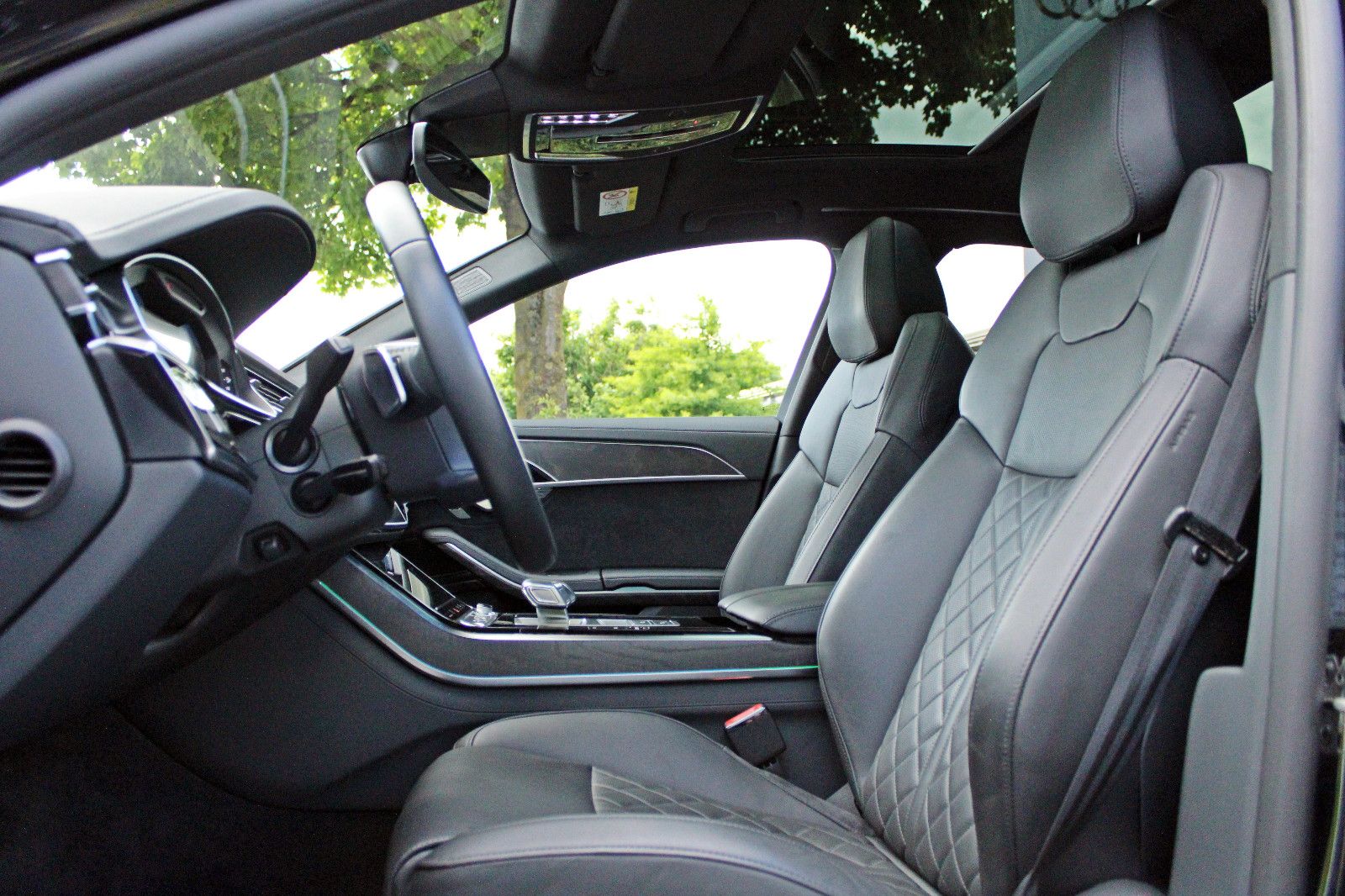 Audi A8 Lang 50TDI S LINE BLACK - Samsaru's Car Outlet
