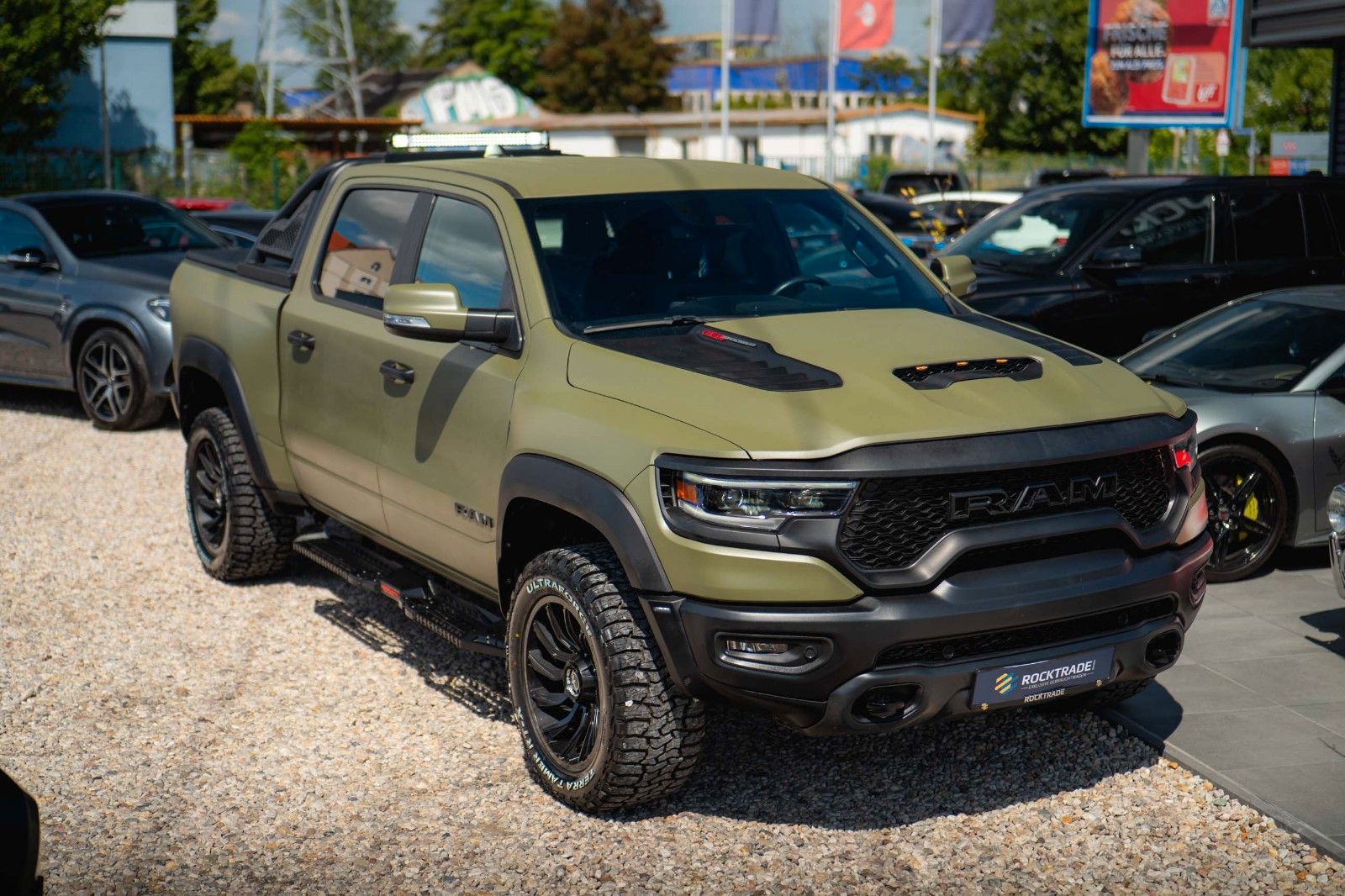 Dodge RAM 5.7 V8 HEMI 4x4 LARAMIE OFFROAD TRX Styling