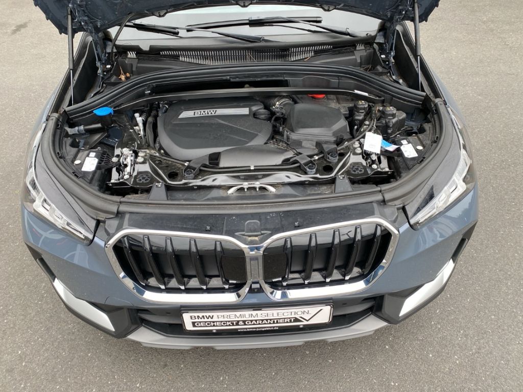 BMW X1 xDrive20d LiveCockpitPro - Samsaru's Car Outlet