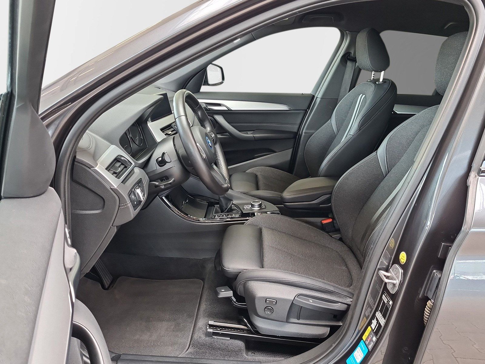 BMW X1 xDrive25e M-Sport - Samsaru's Car Outlet