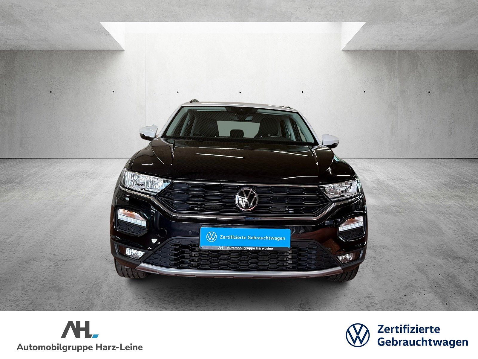 Volkswagen T-Roc 1.0 TSI Style - Samsaru's Car Outlet