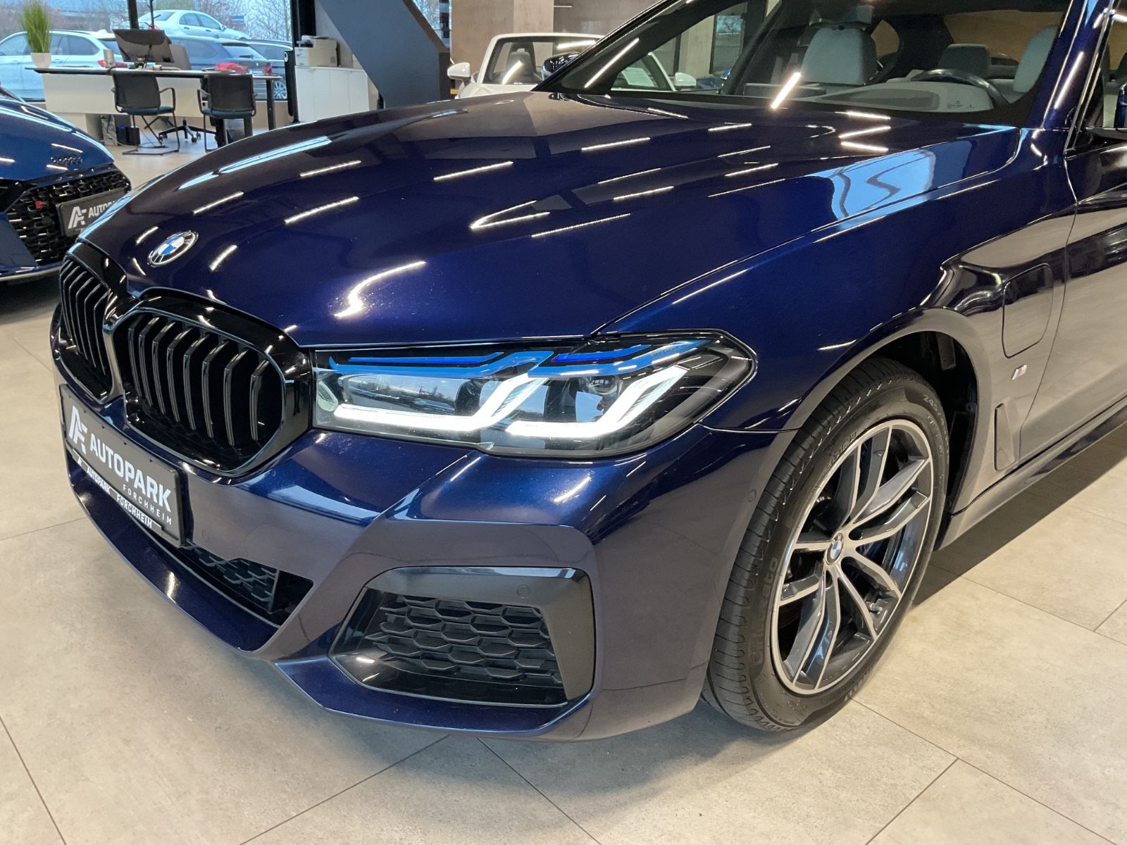 BMW 545e xDr. M Paket Exclusivleder HuD Laserl.
