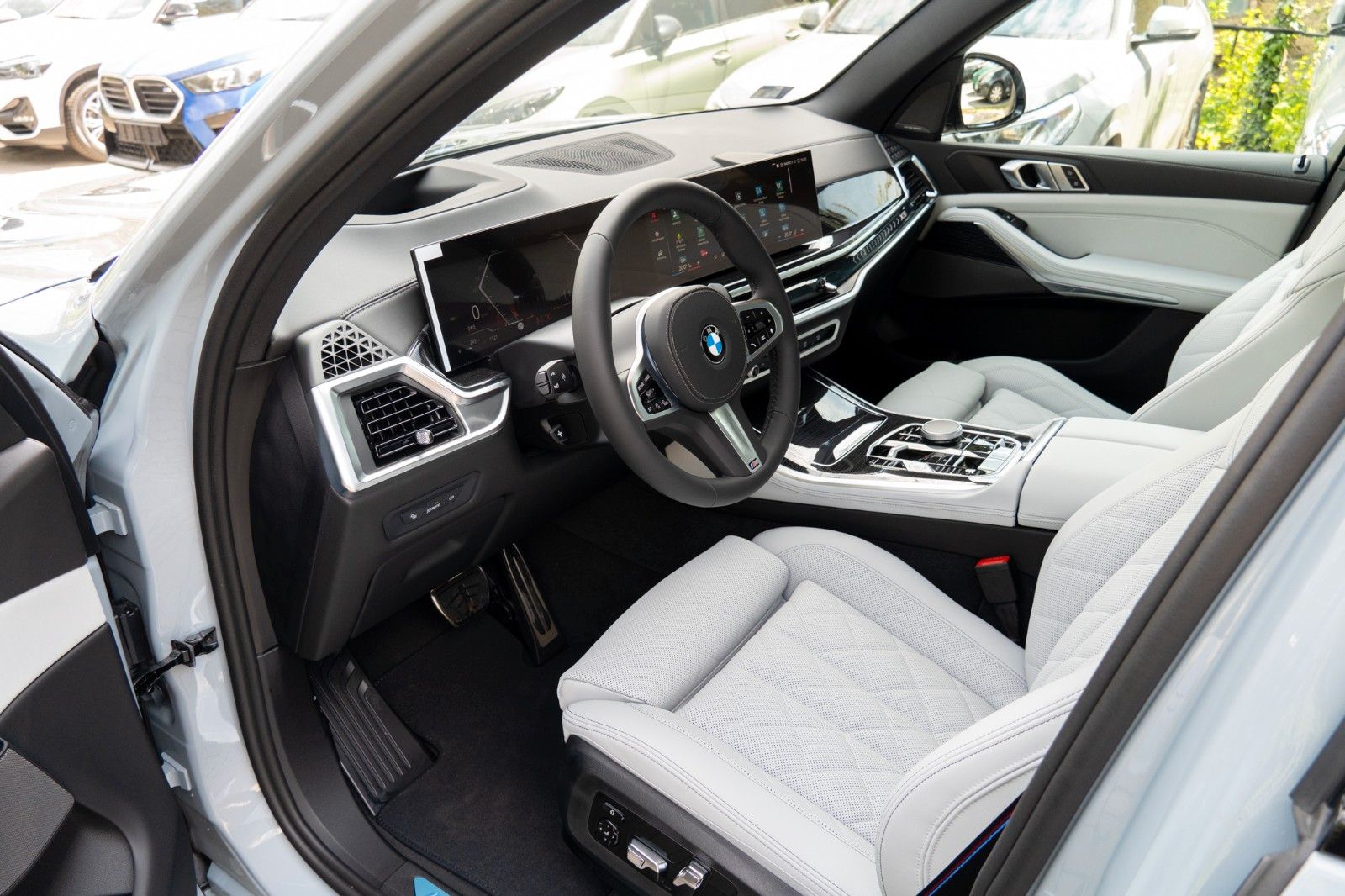 BMW X5 30d M SPORT.DR.ASS.PANO.LUFTF.H/K.360.AHK.22"