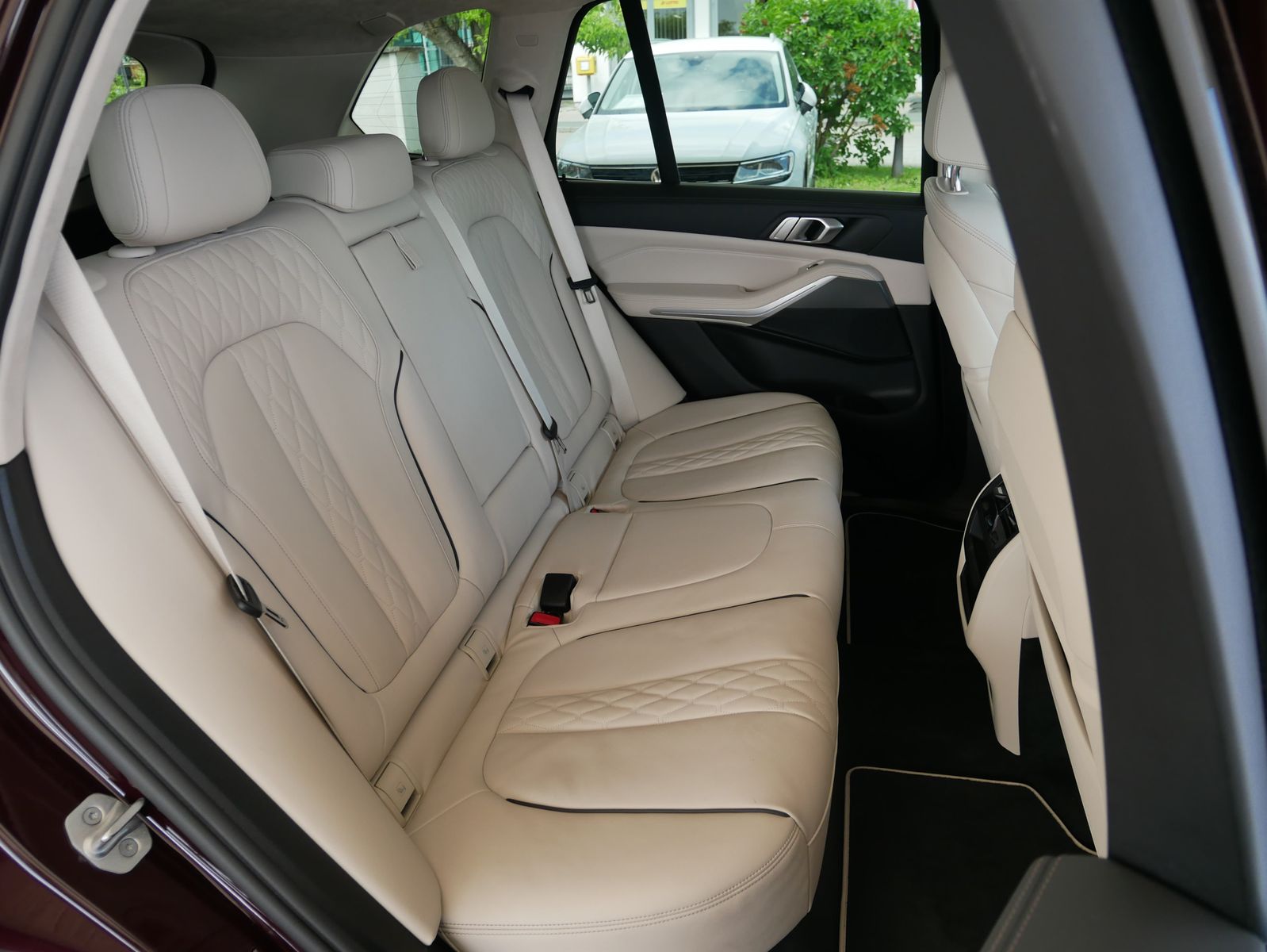 BMW X5 xDrive30d °INDIVIDUAL° HUD DAB AKTIVLENK ALCA