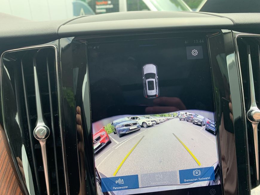 Volvo XC60 T6 AWD Plug-in Hybrid Plus Dark