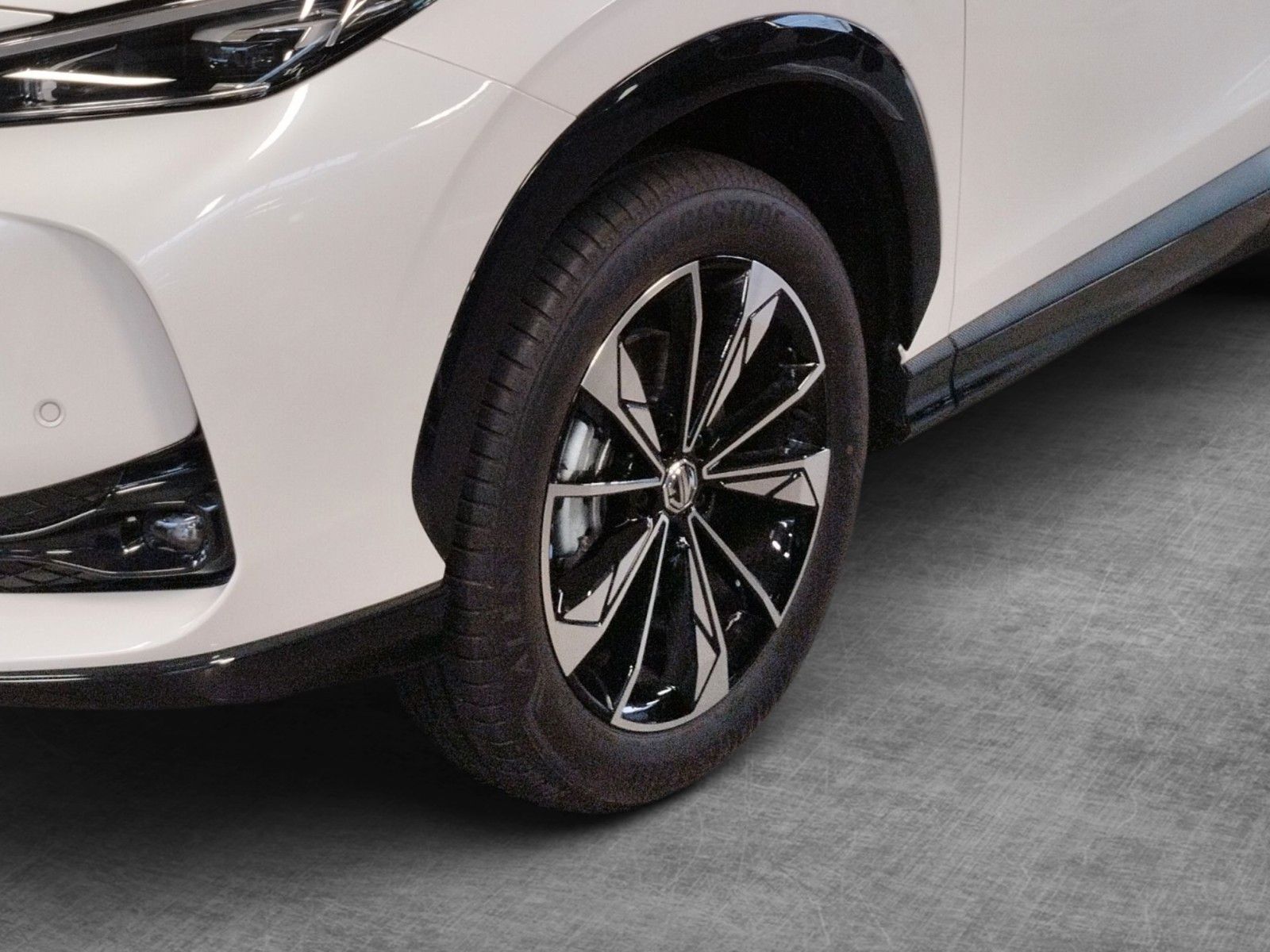 MG HS 1.5T Autom. Luxury - 360°- Leder