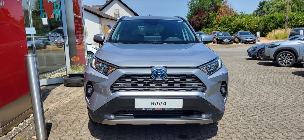 Toyota RAV 4 2.5 4x2 Hybrid - Samsaru's Car Outlet
