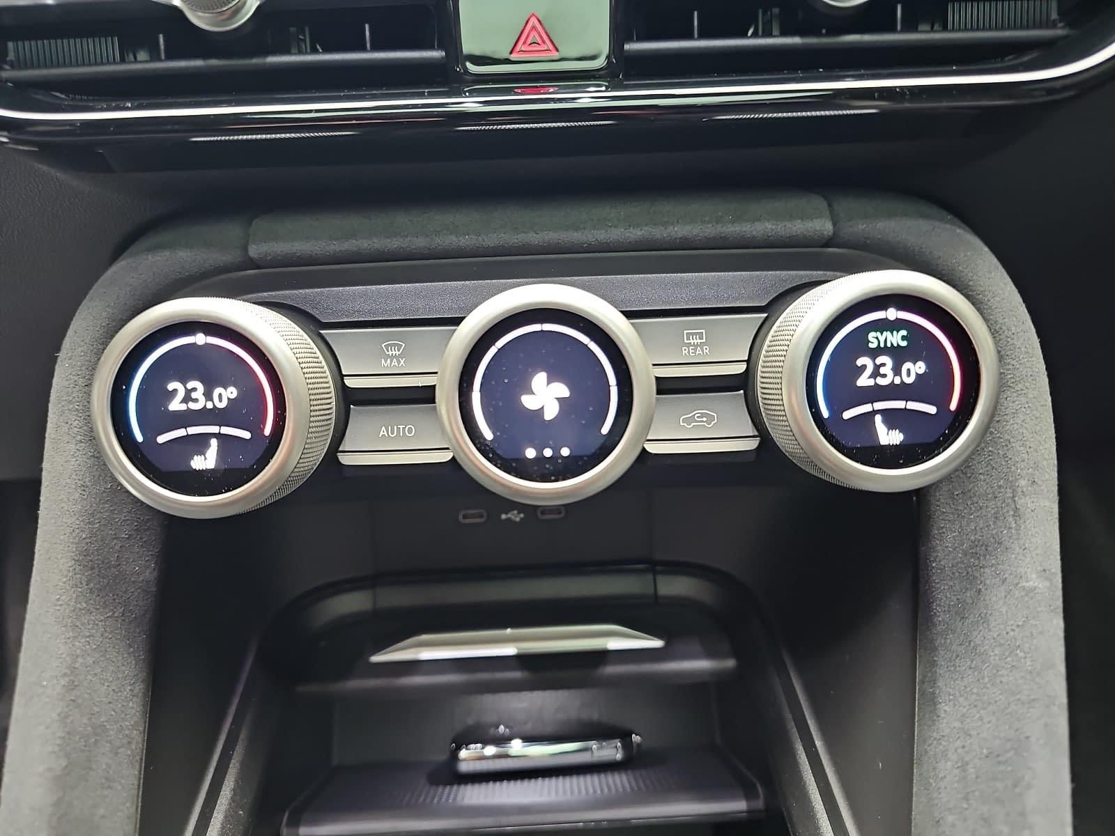 Skoda 1.5 TSI DSG IV PHEV SPORTLINE AHK PANO LM