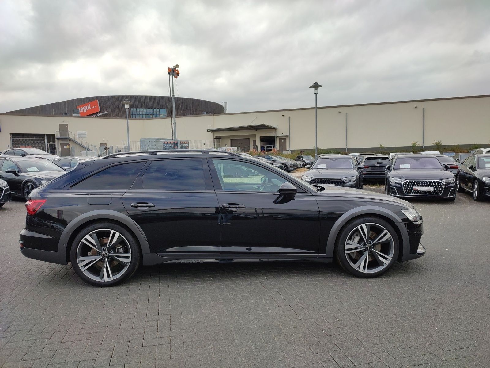 Audi A6 allroad 55 TFSI quattro - Samsaru's Car Outlet
