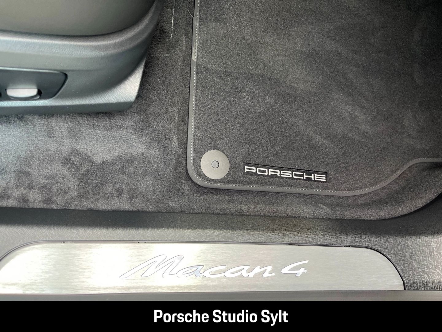 Porsche Macan 4 HA-Lenkung Surround View BOSE 22-Zoll