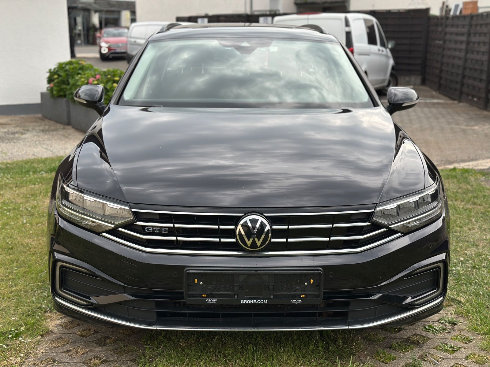 Volkswagen Passat Variant GTE 1.4 TSI Hybrid - Samsaru's Car Outlet