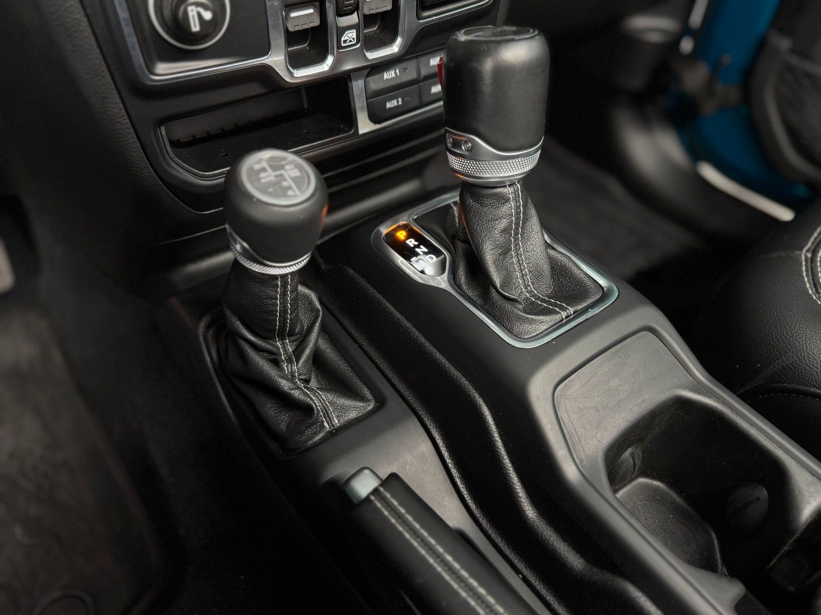 Jeep Wrangler 2.2 CRDi Sahara Overland "SkyOne AHK"