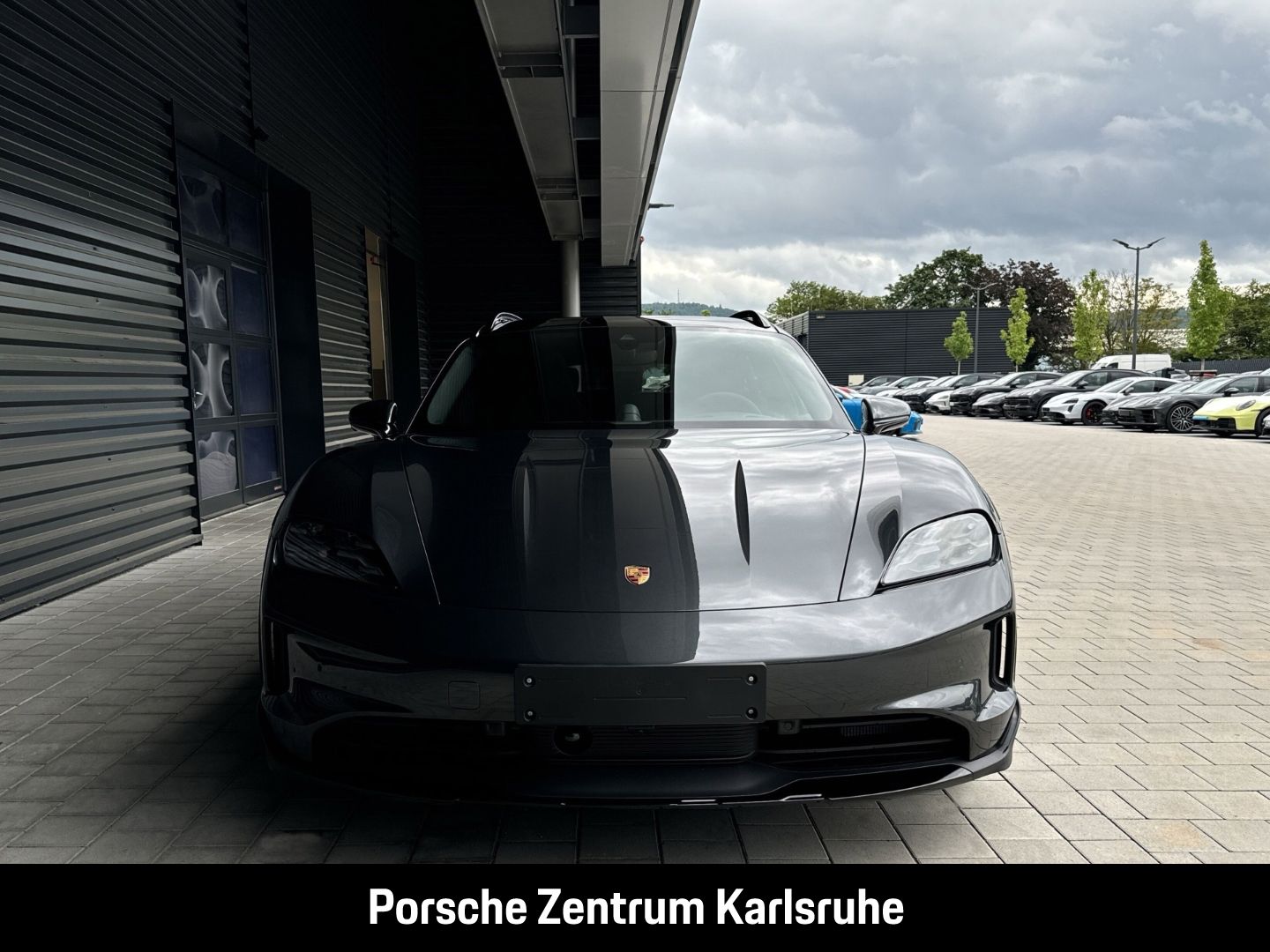 Porsche Taycan 4 Cross Turismo Offroad HA-Lenkung InnoDr