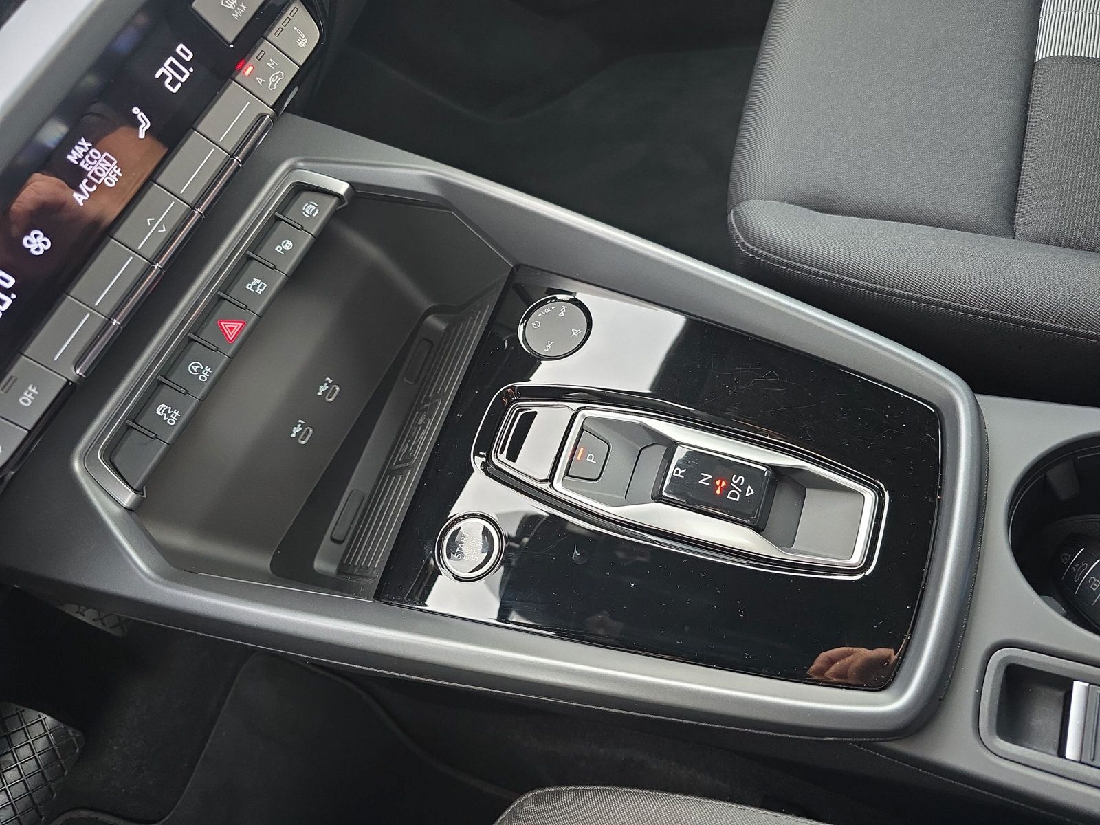 Audi A3 Sportback 30 TFSI LED DAB Kamera Parkassist