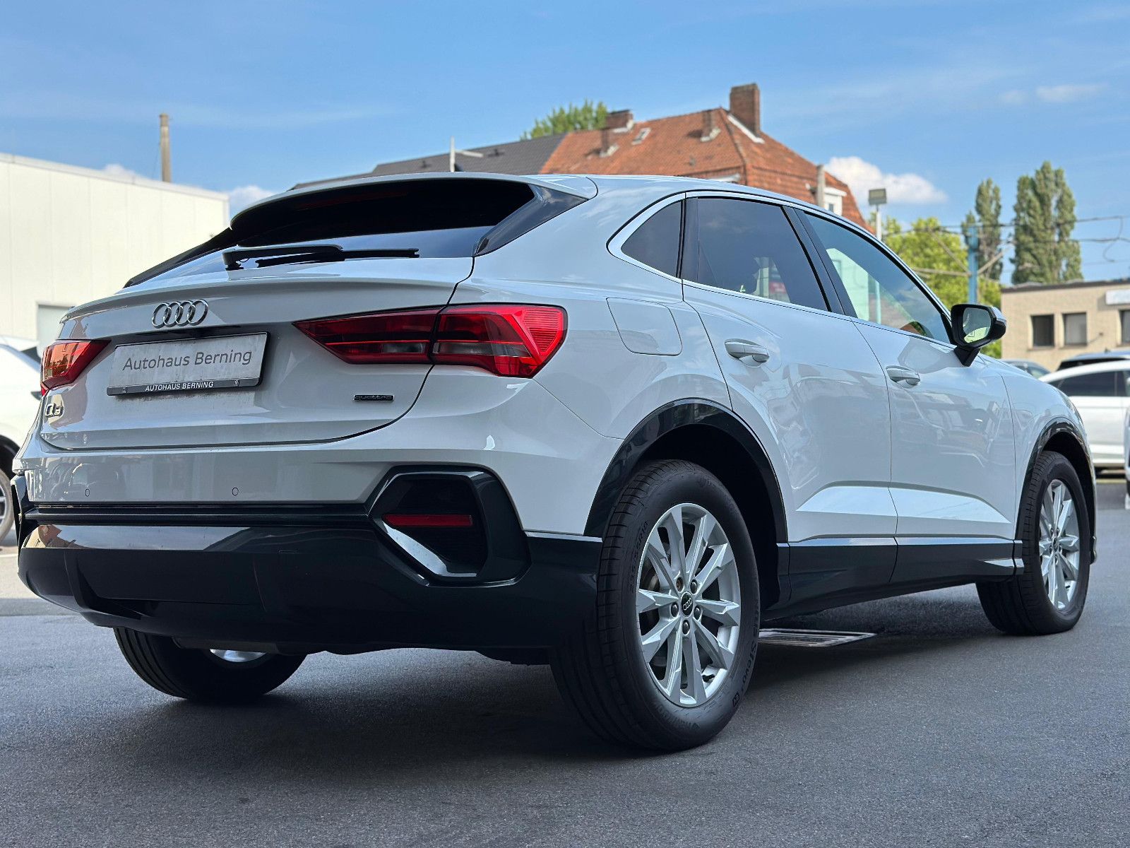 Audi Q3 SPORTBACK 40TDI QUATTRO - Samsaru's Car Outlet