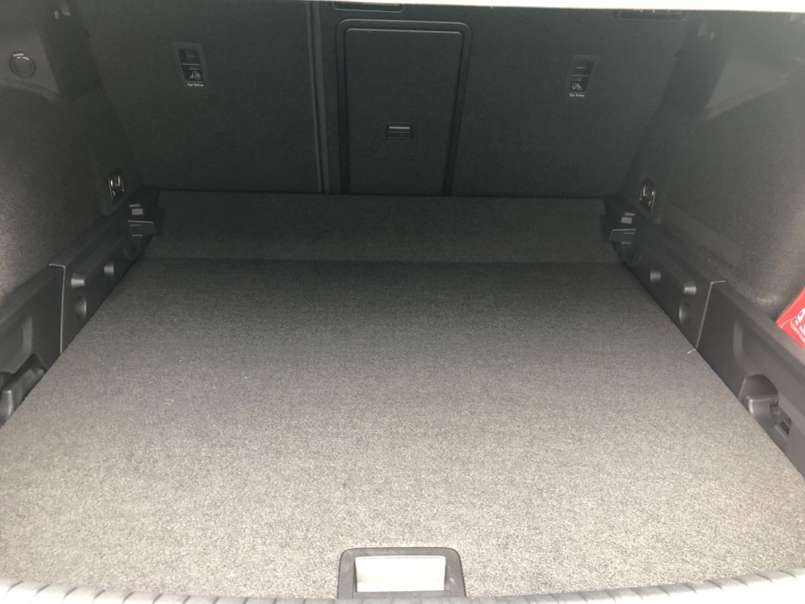 Cupra Leon Sportstourer 1.5 eTSI ACT DSG - Samsaru's Car Outlet